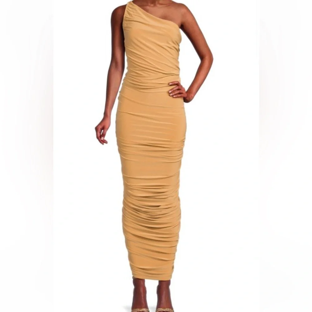 Norma Kamali x Revolve Diana Draped Gown, nude size S - Picture 1 of 4